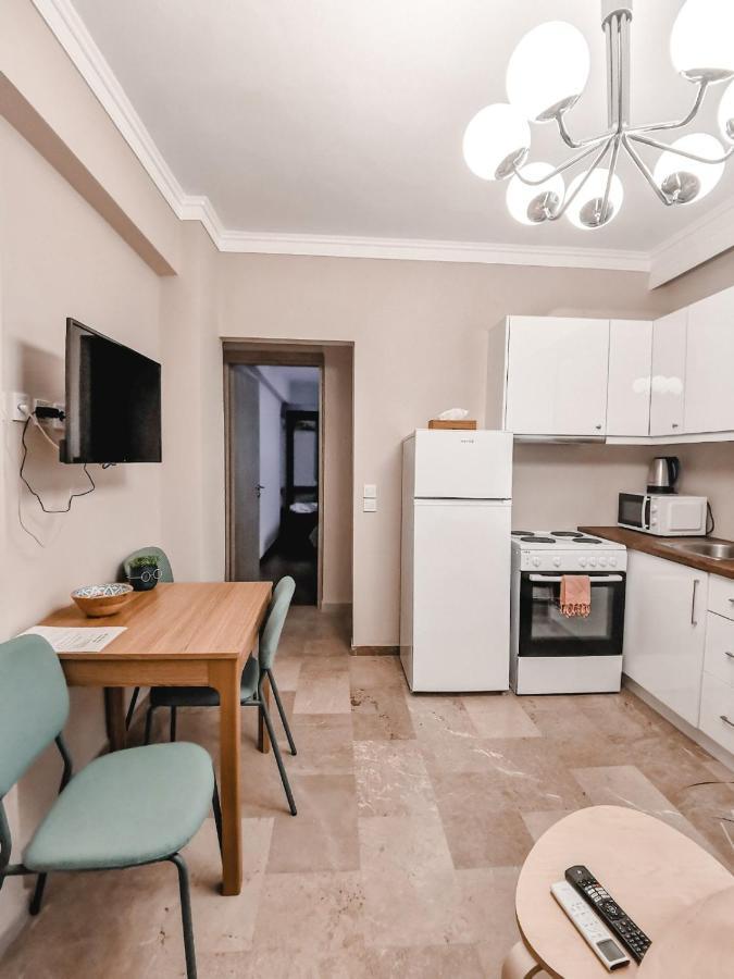 Tip Top Apartment Chalkís Extérieur photo